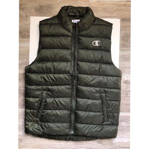 ❌SOLD❌ Champion Puffer Winter Vest